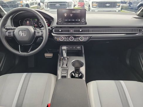 Used 2025 Honda Civic Sport image 11