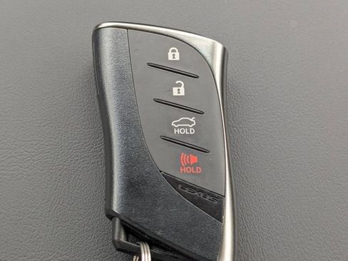 Certified 2025 Lexus ES 350 w/ Premium Package image 30