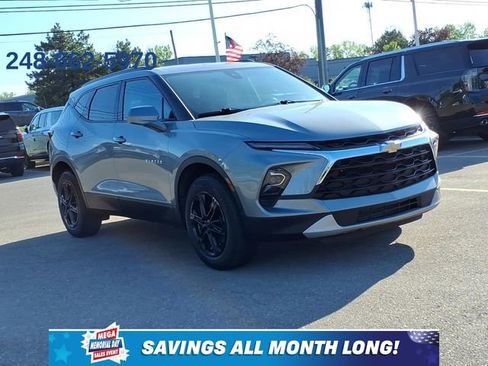 Used 2023 Chevrolet Blazer LT w/ Convenience Package AWD/4WD image 9