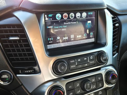 Used 2020 Chevrolet Tahoe LT image 21