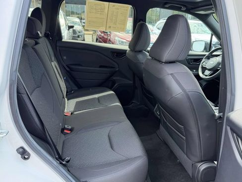 Used 2026 Subaru Forester Premium AWD/4WD image 13
