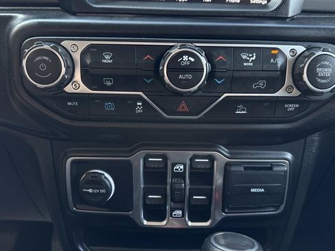 Used 2023 Jeep Wrangler Unlimited w/ 8.4" Radio Group AWD/4WD image 52