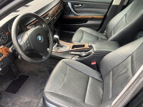 Used 2010 BMW 328i xDrive Sedan AWD/4WD image 17