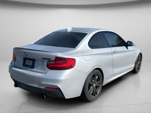 Used 2016 BMW M235i xDrive Coupe AWD/4WD image 4
