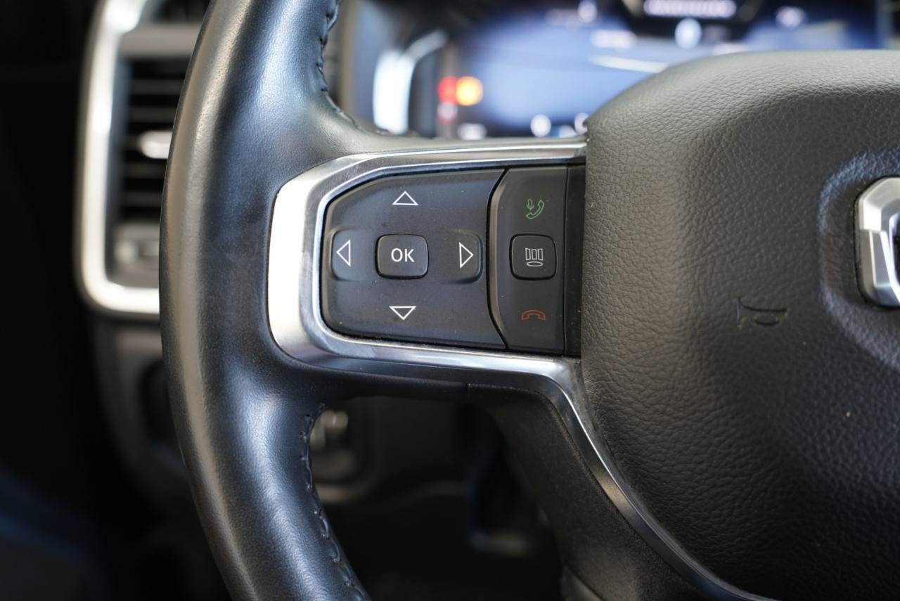 Used 2024 RAM 1500 Laramie AWD/4WD image 13
