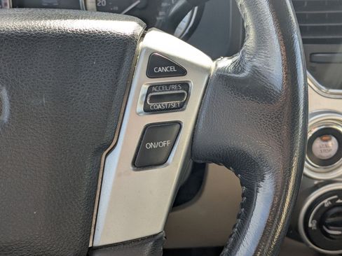 Used 2016 Nissan Titan SV image 20