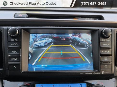 Used 2018 Toyota RAV4 Limited image 18