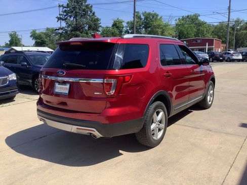 Used 2016 Ford Explorer XLT w/ Equipment Group 201A AWD/4WD image 9