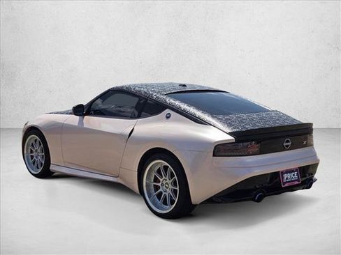 Used 2024 Nissan Z Performance w/ Floor Mat Package RWD image 7