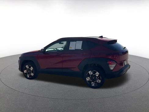 Used 2025 Hyundai Kona SEL image 8