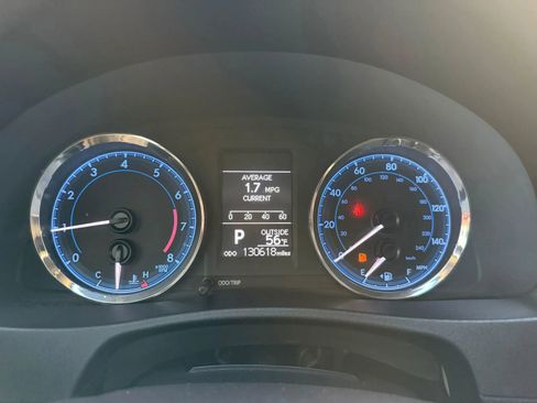 Used 2018 Toyota Corolla LE image 20