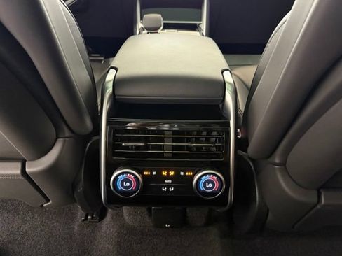 Used 2024 Land Rover Range Rover SE AWD/4WD image 22