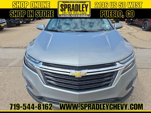 Used 2024 Chevrolet Equinox LT AWD/4WD image 2