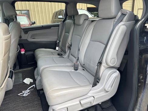 Used 2022 Honda Odyssey Touring image 4