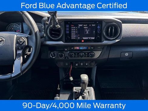 Used 2019 Toyota Tacoma TRD Sport w/ TRD Premium Sport Package AWD/4WD image 19