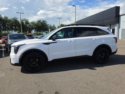 Certified 2024 Kia Sorento SX AWD/4WD image 5