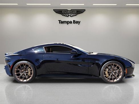 Used 2025 Aston Martin V8 Vantage Coupe image 5