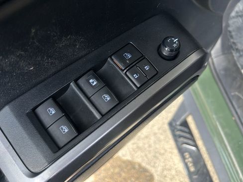 Used 2021 Toyota Tacoma image 23