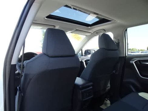 Used 2025 Toyota RAV4 XLE w/ Convenience Package FWD image 22