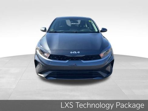 Certified 2023 Kia Forte LXS w/ LXS Technology Package image 3