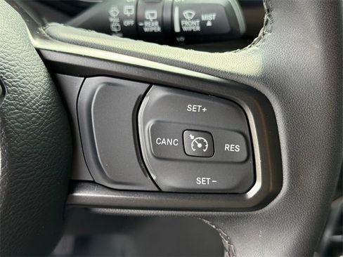 Used 2023 Jeep Wrangler Unlimited Sport image 26