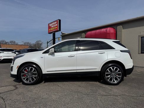 Used 2023 Cadillac XT5 Sportv w/ Technology Package image 6