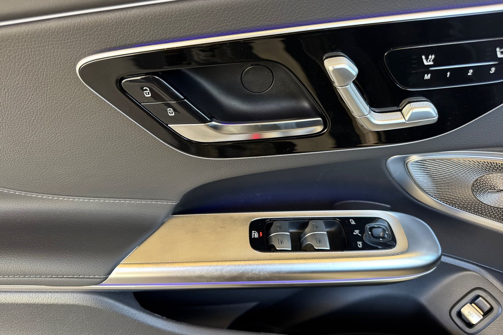 New 2027 Mercedes-Benz CLE 450 4MATIC Cabriolet image 14