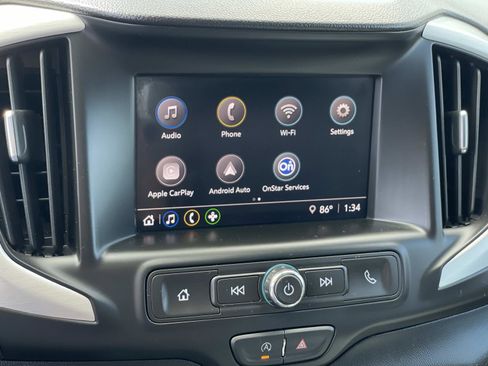 Used 2023 GMC Terrain SLE w/ Driver Convenience Package image 14