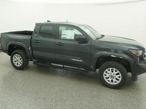 New 2026 Toyota Tacoma SR5 RWD image 30