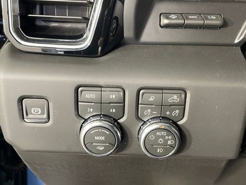 New 2026 GMC Sierra 1500 Denali Ultimate image 11