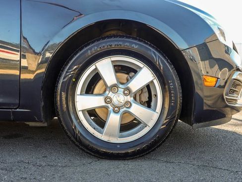 Used 2016 Chevrolet Cruze LT image 26