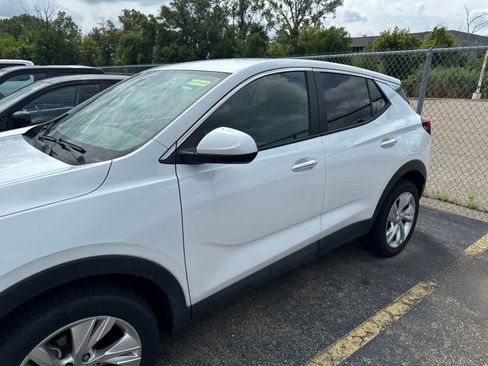 Used 2025 Buick Encore GX Preferred AWD/4WD image 16