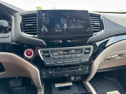 Used 2019 Honda Pilot Elite image 33