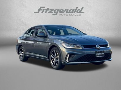 Used 2025 Volkswagen Jetta SE