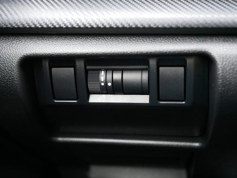 Certified 2025 Subaru Crosstrek 2.5i Limited w/ Popular Package #3A AWD/4WD image 26