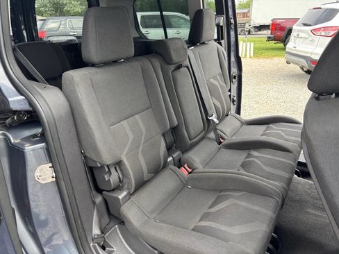 Used 2014 Ford Transit Connect XLT FWD image 10