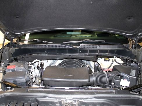 Used 2019 Chevrolet Silverado 1500 High Country w/ High Country Premium Package image 43