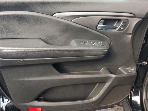 Used 2023 Honda Ridgeline RTL image 12