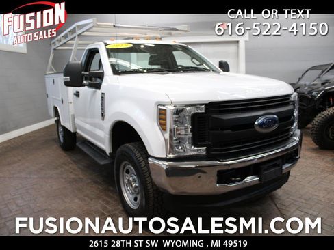 Used 2019 Ford F350 XL w/ XL Value Package image 1