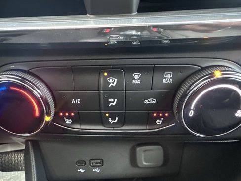 Certified 2026 Buick Encore GX Preferred w/ Comfort Package image 25