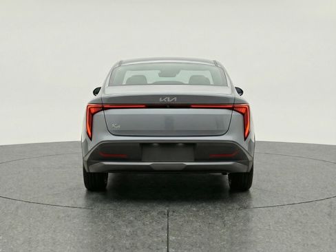 Used 2025 Kia K4 LXS image 7