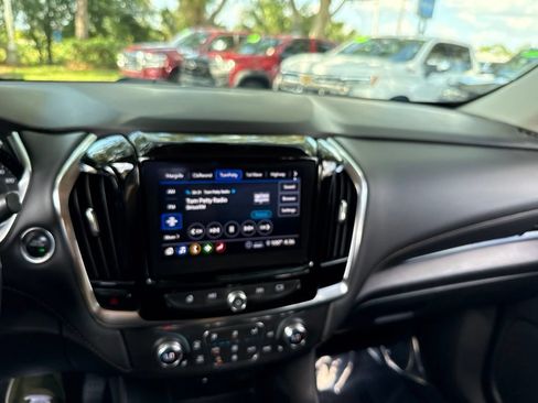 Used 2021 Chevrolet Traverse LT AWD/4WD image 66