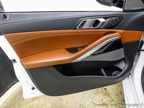 Used 2023 BMW X6 xDrive40i w/ M Sport Package image 20