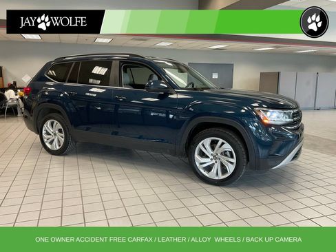 Used 2023 Volkswagen Atlas SE AWD/4WD image 1