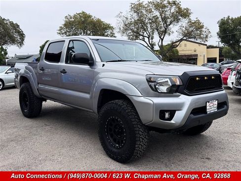 Used 2015 Toyota Tacoma 4x4 Double Cab w/ TRD Off-Road Package image 1