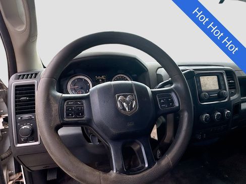 Used 2018 RAM 2500 Tradesman w/ Chrome Appearance Group AWD/4WD image 11