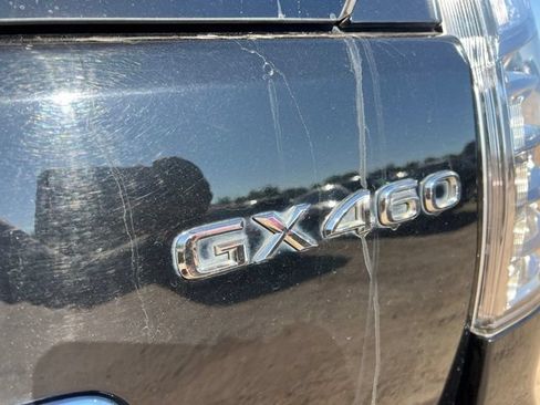 Used 2016 Lexus GX 460 w/ Premium Package AWD/4WD image 14