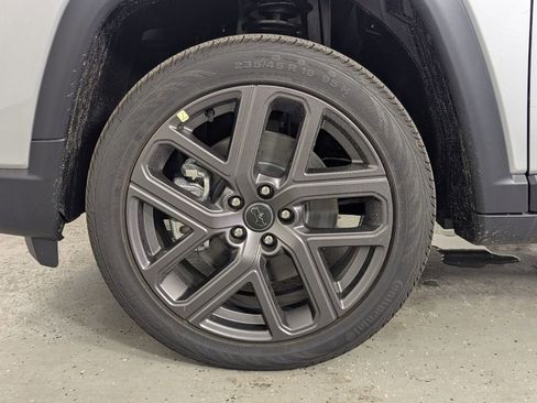 New 2026 Jeep Compass Limited w/ Sun, Sound & Navigation Group image 11