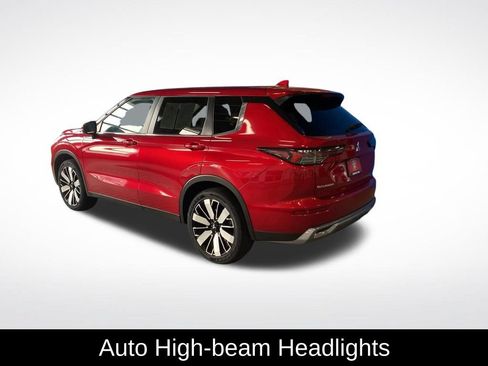 Used 2025 Mitsubishi Outlander SE AWD/4WD image 19