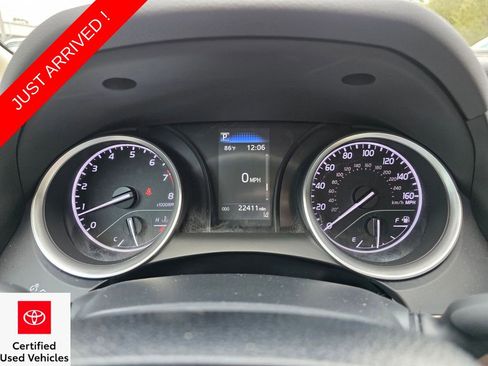 Used 2023 Toyota Camry LE image 31